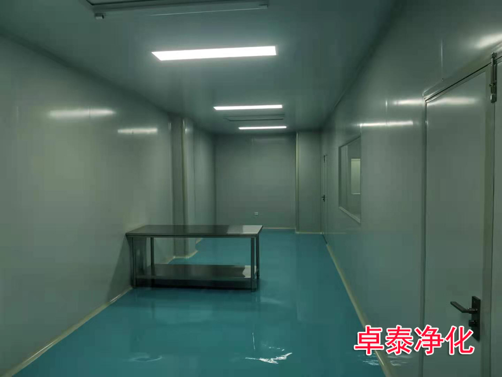 在潔凈室、凈化車間中怎么控制設(shè)備粉塵擴(kuò)散，又能節(jié)能能耗呢？河北凈化車間裝修公司